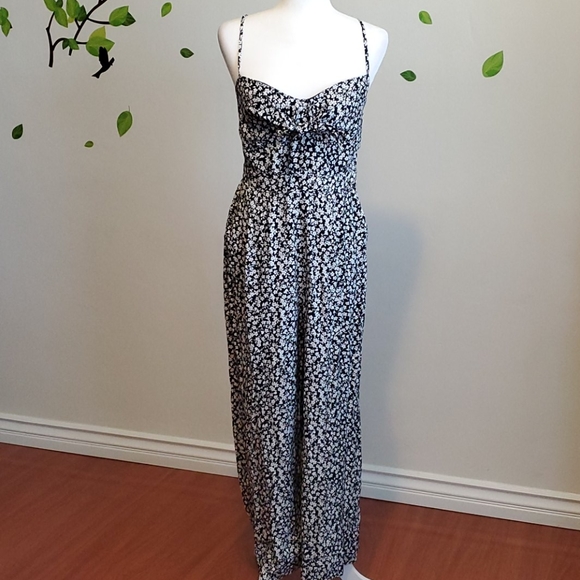 J. Crew Pants - J. Crew tie-font wide-leg jumpsuit in floral print